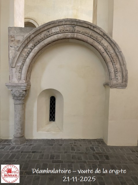 DEAMBULATOIRE - voute crypte côté Nord
